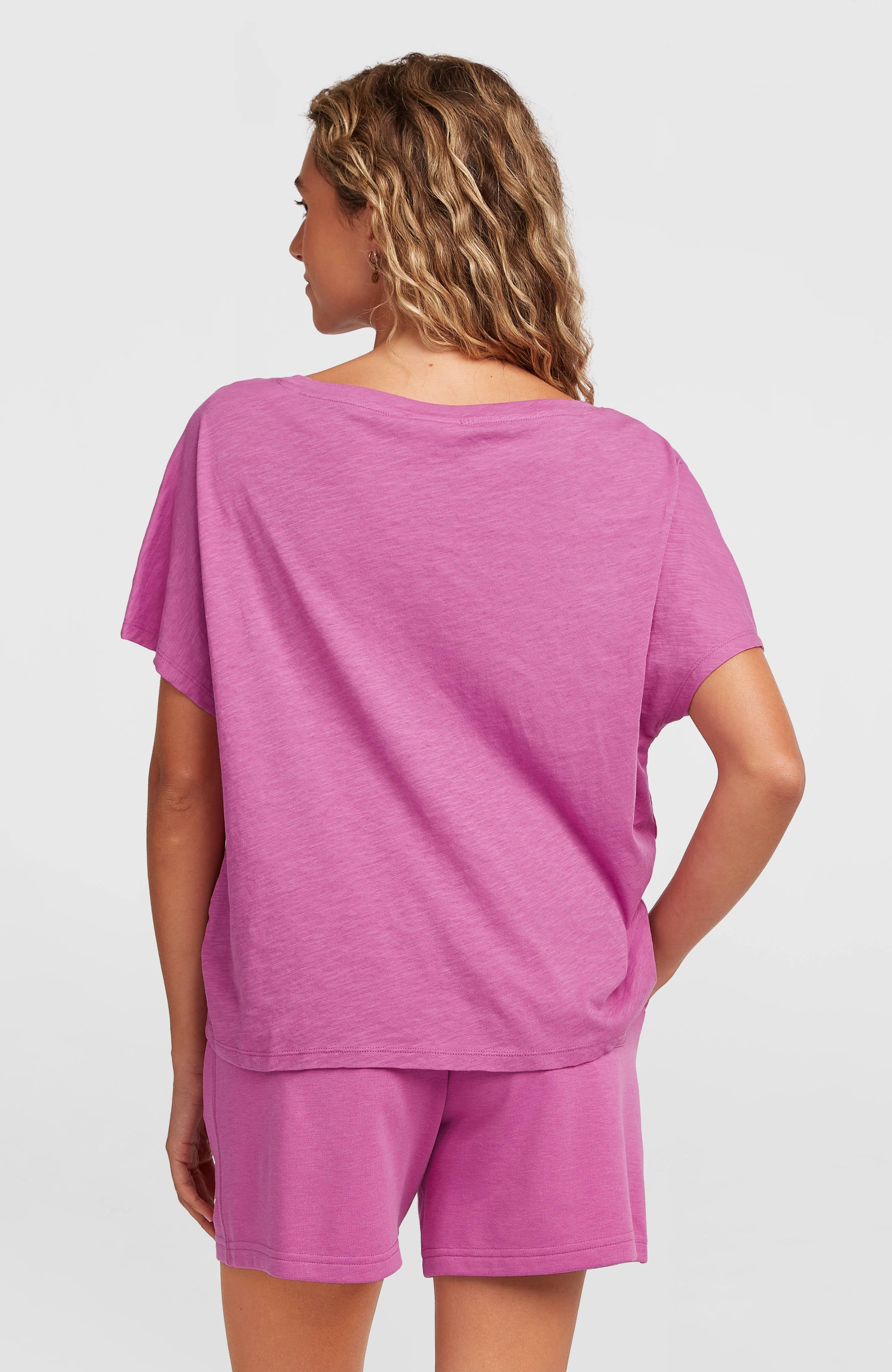 Women Essentials O'Neill Script Scoop Neck T-Shirt