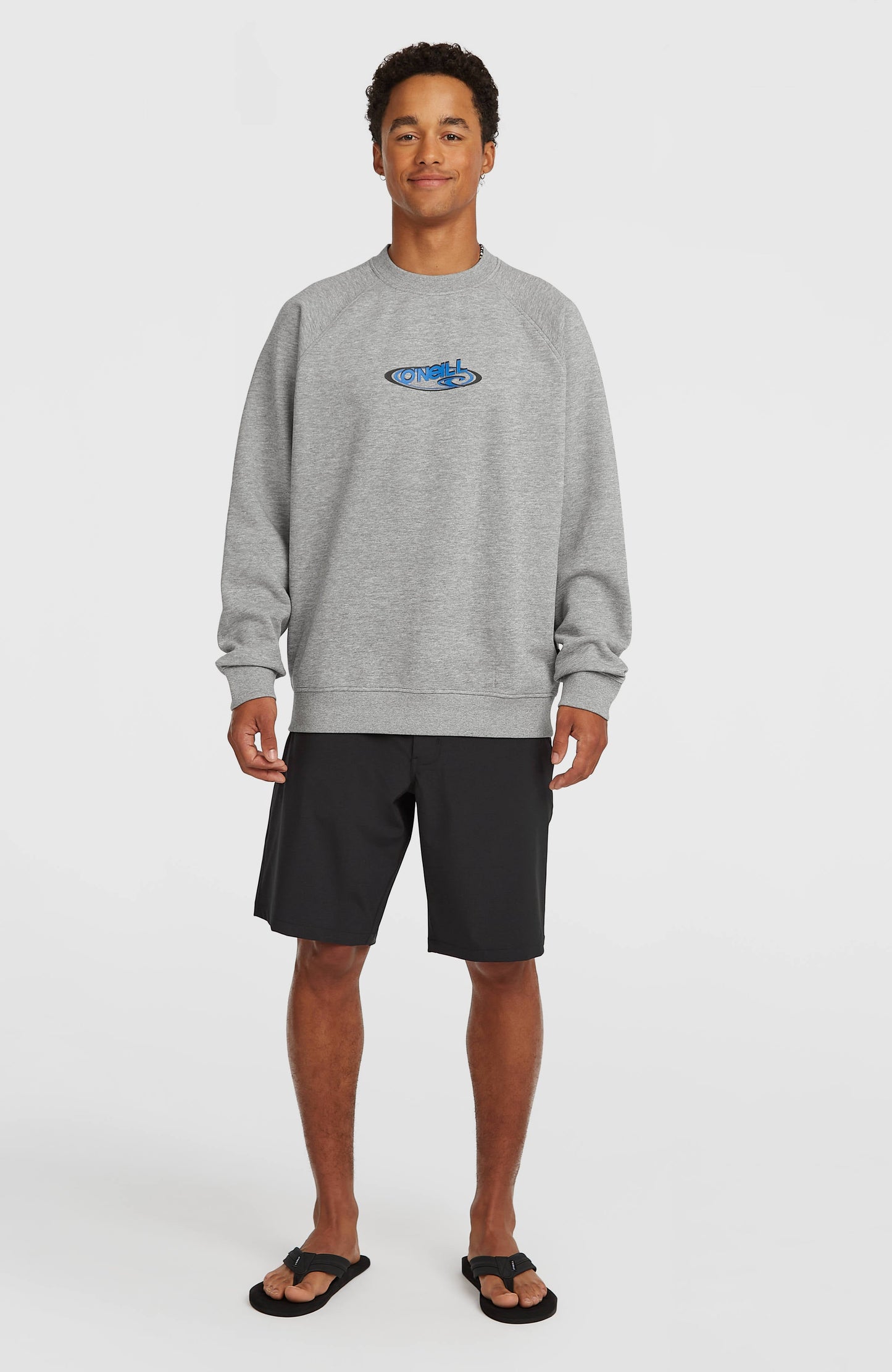 Men Essentials 90s Logo Crew Sweatshirt