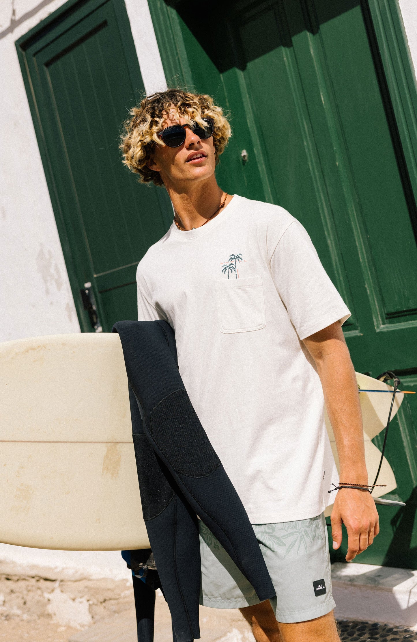 Men Chest Pocket T-Shirt