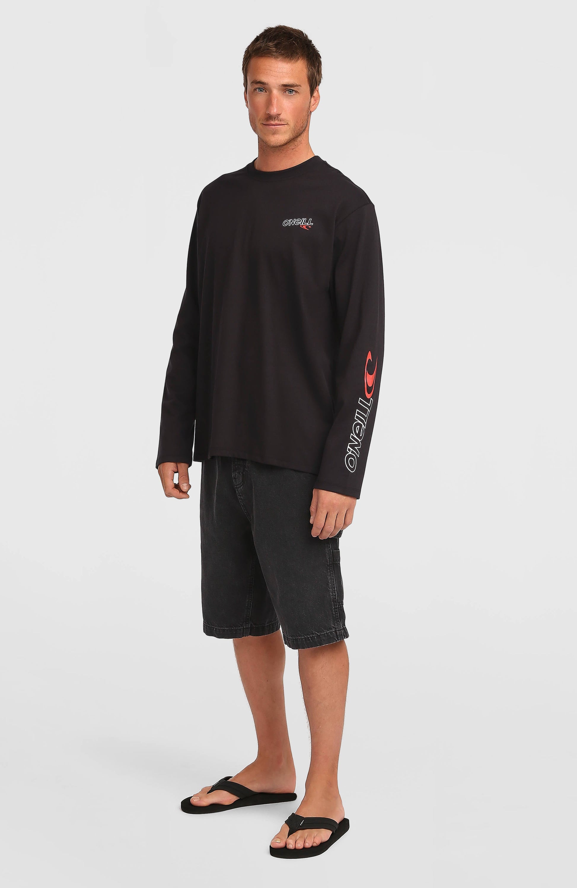 Men Essentials 90s Logo Long-Sleeve T-Shirt