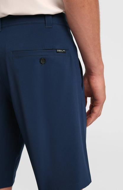 Men Hybrid 19" Shorts