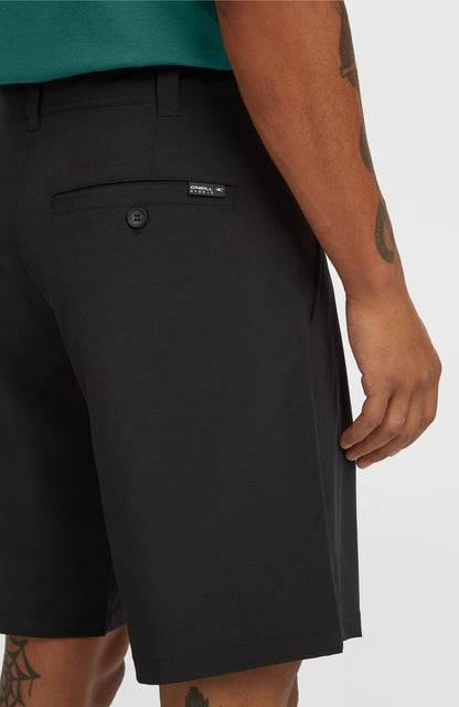 Men Hybrid 19" Shorts