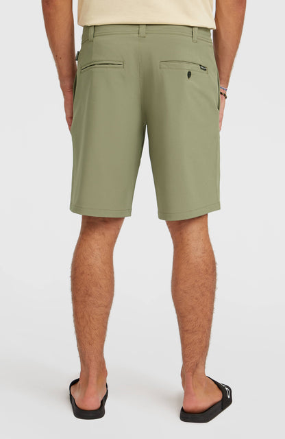 Men Hybrid 19" Shorts