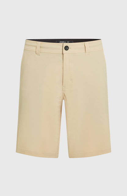 Men Hybrid 19" Shorts