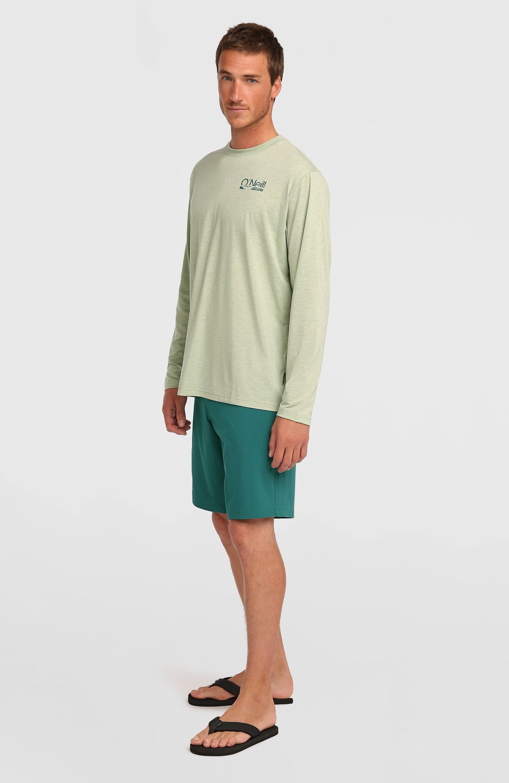 Men Hybrid 19" Shorts