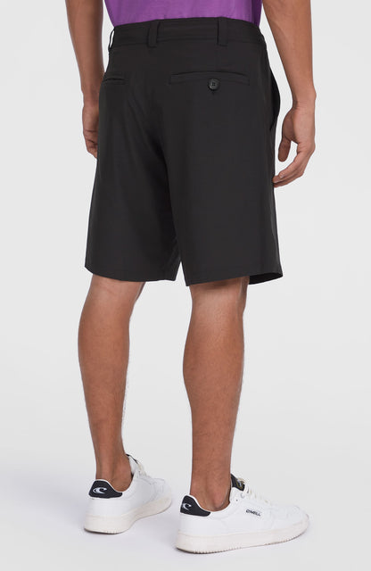 Men Hybrid Chino 19" Shorts