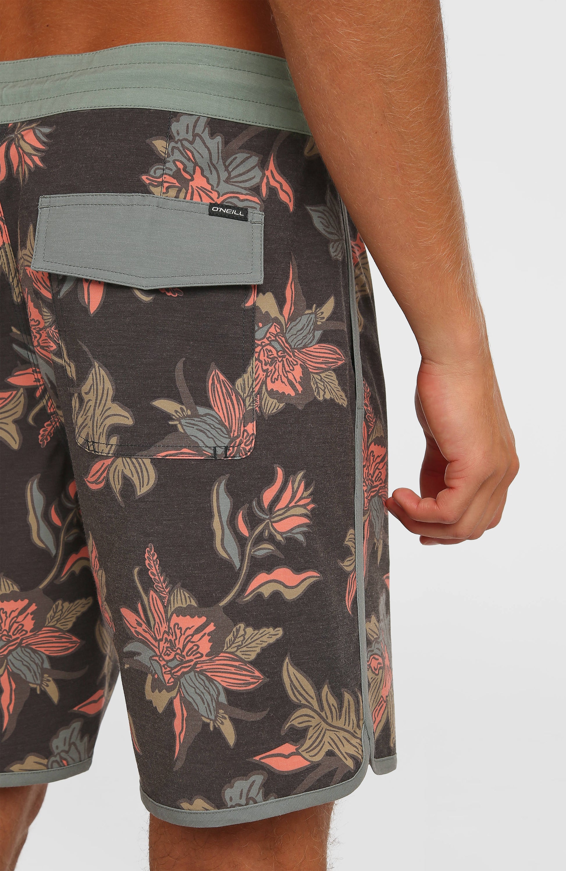 Men Cruzer Scallop 18'' Boardshorts