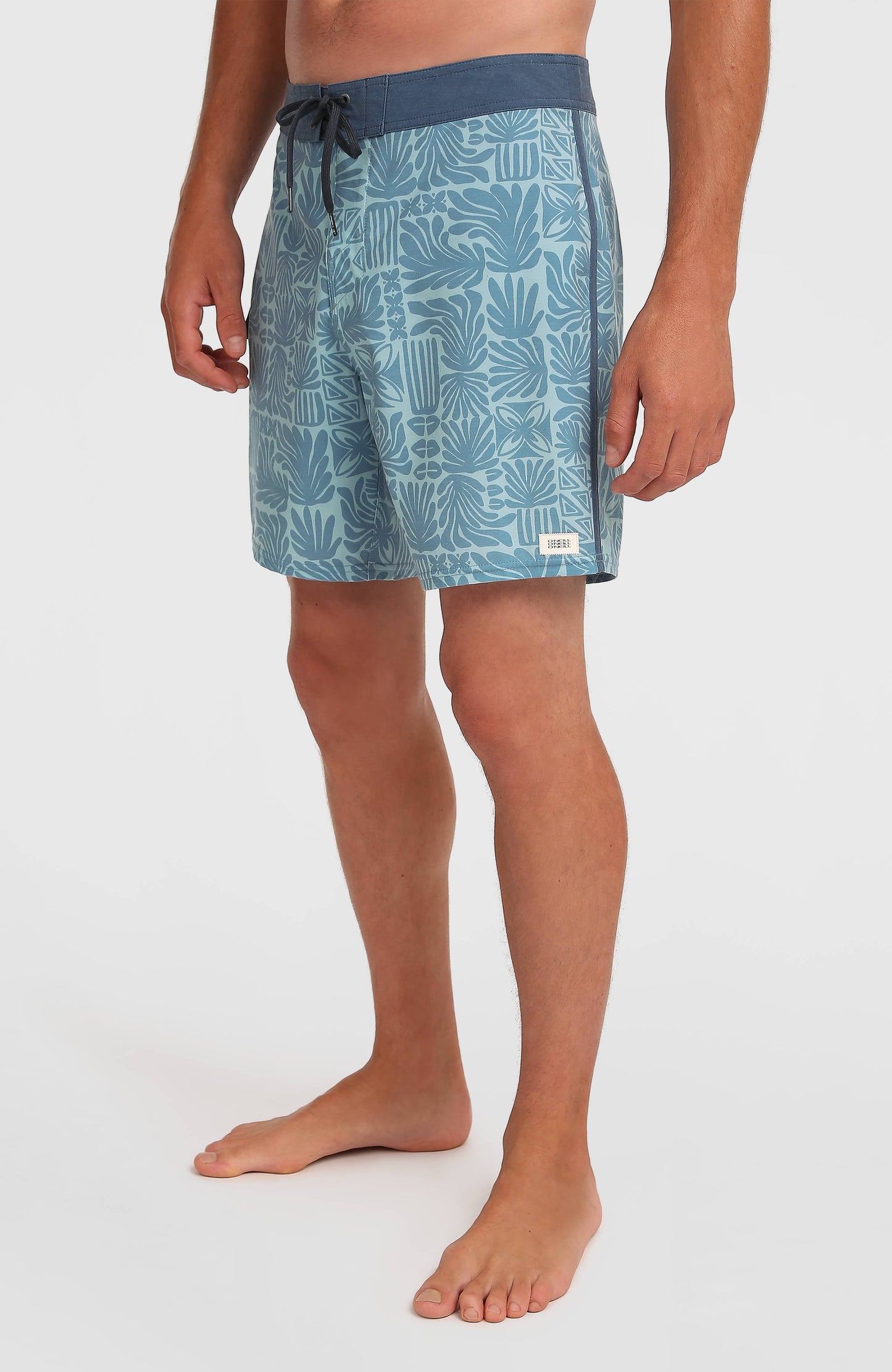 Men Lineup 18'' Boardshorts
