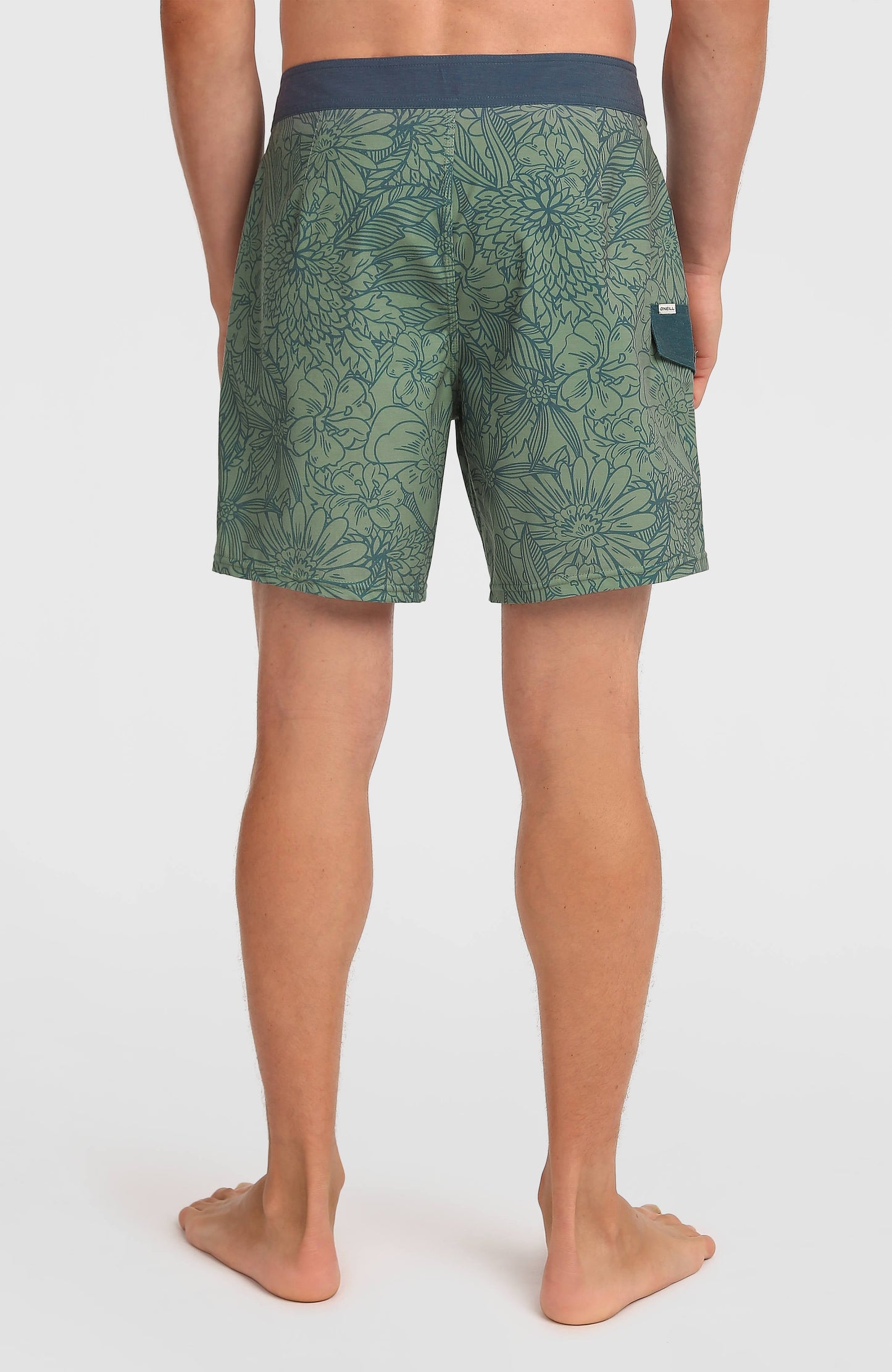 Men Lineup 18'' Boardshorts
